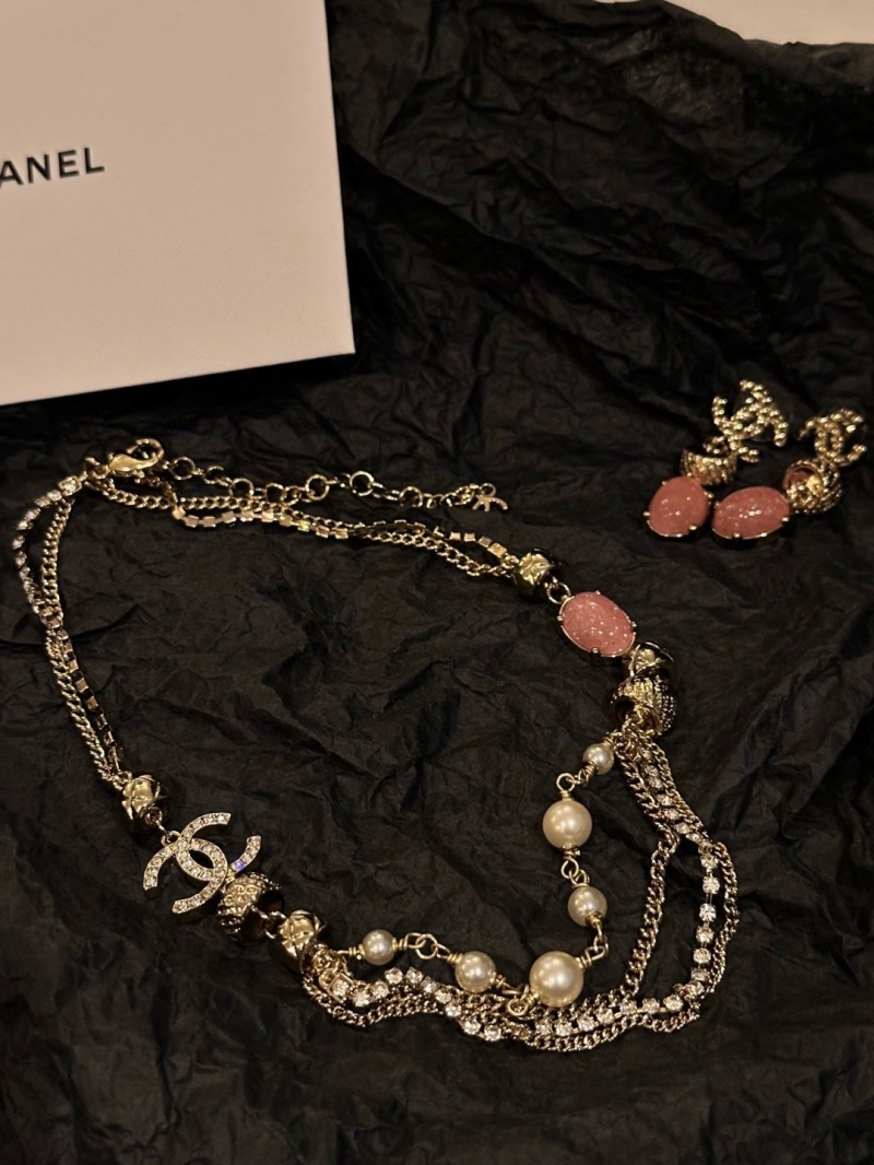 Chanel Necklaces